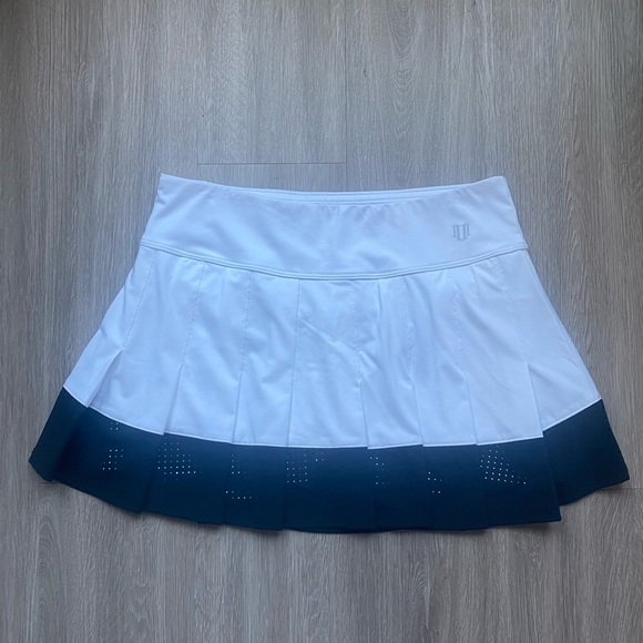 Women’s EleVen by Veuns Williams Flutter Tennis Skirt - Picture 5 of 5